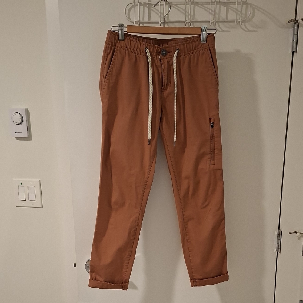 Vuori The Rise/The Shine Drawstring Ripstop Pants in Clay/Rust (Size XS) - Picture 2 of 10